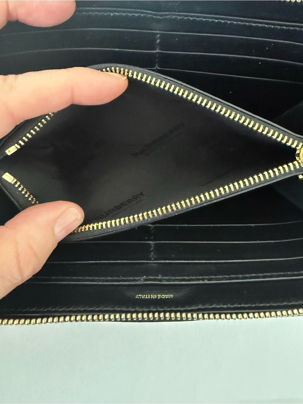 Burberry Black Pebbled Leather Zip-Around Wallet with Gold TB Logo - Picture 7 of 15